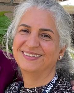 Portrait of Dr Meimanat Hosseini