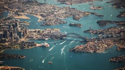 Multi-scalar Spatial Integration of Overseas-born Populations in Australia
