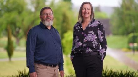 ANU Population Lab Directors, Professor James Raymer and Professor Edith Gray (School of Demography)