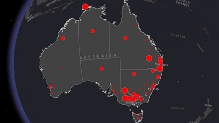 Map of Australia with red dots indicating population